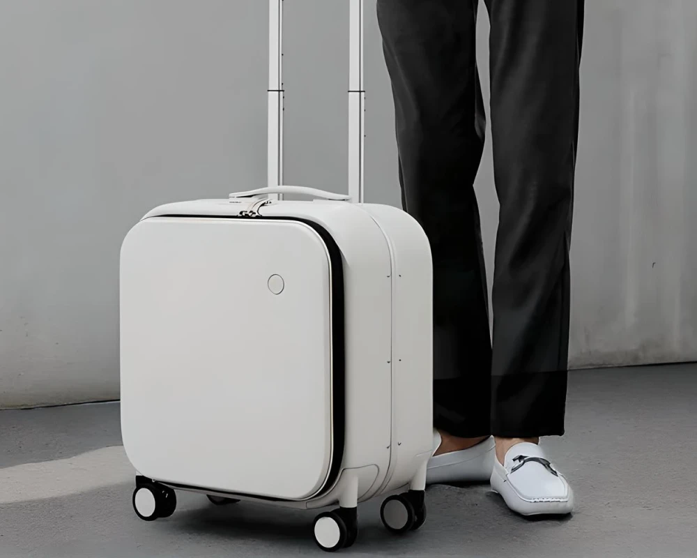 carry on soft luggage with wheels